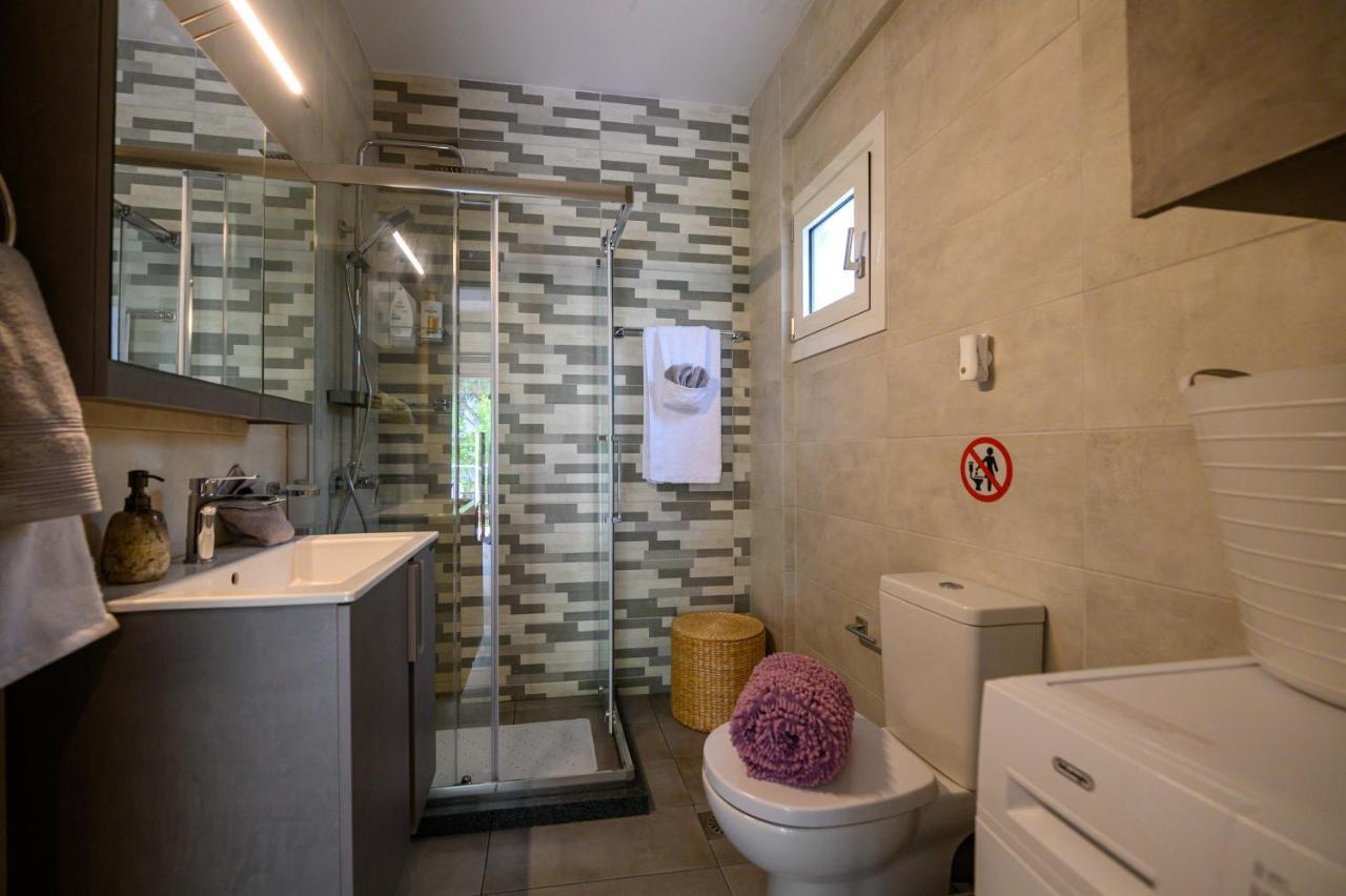 Chic Apartment In Nature, 5-Min Walk To The Beach كالاماتا المظهر الخارجي الصورة