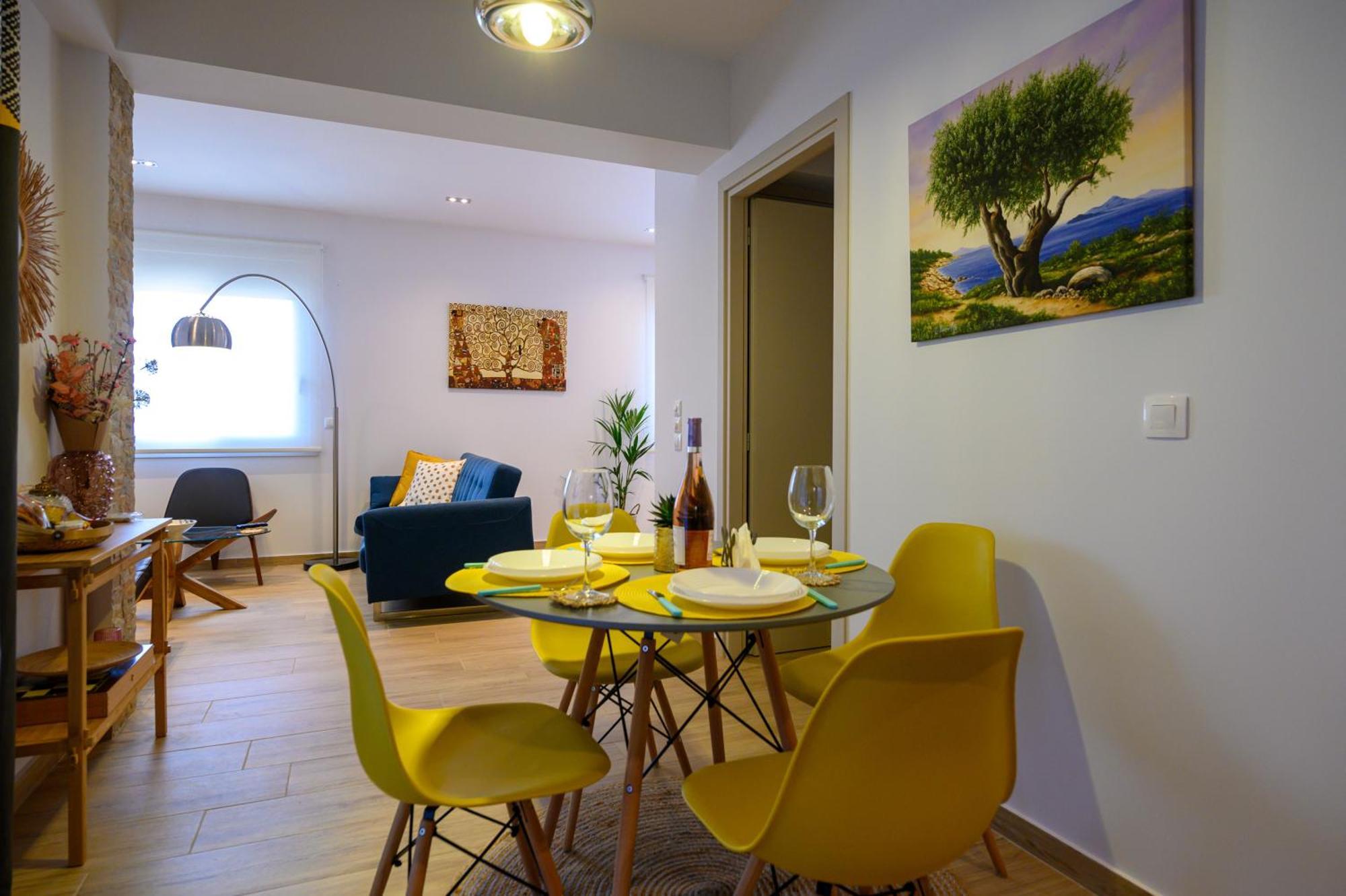 Chic Apartment In Nature, 5-Min Walk To The Beach كالاماتا المظهر الخارجي الصورة